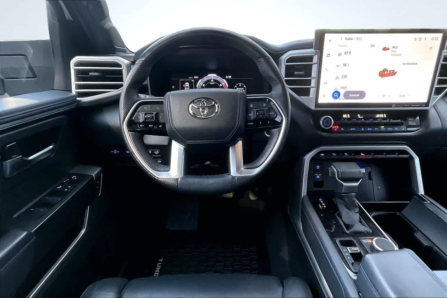 Thumbnail: 2022 Toyota Tundra - 15