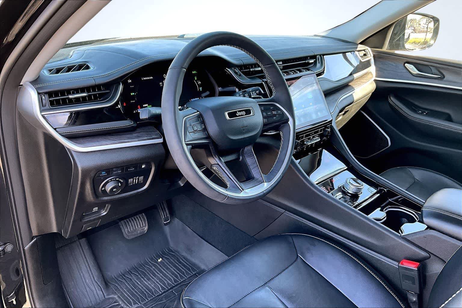 Thumbnail: 2022 Jeep Grand Cherokee - 2