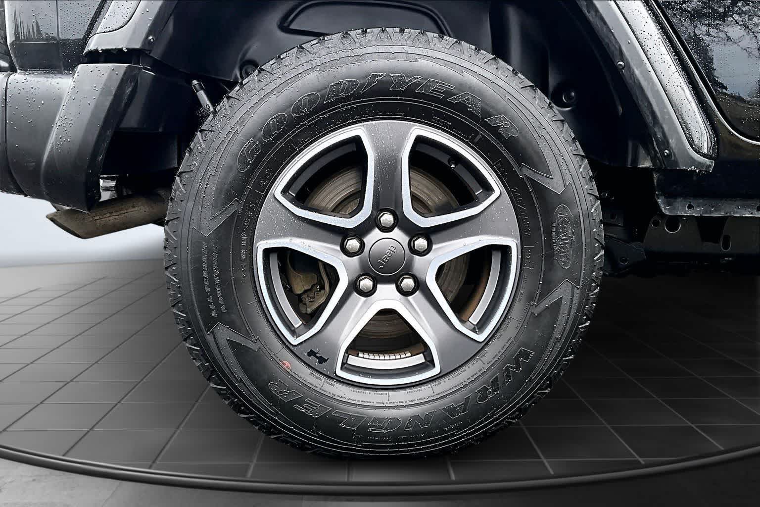 Thumbnail: 2023 Jeep Wrangler - 35