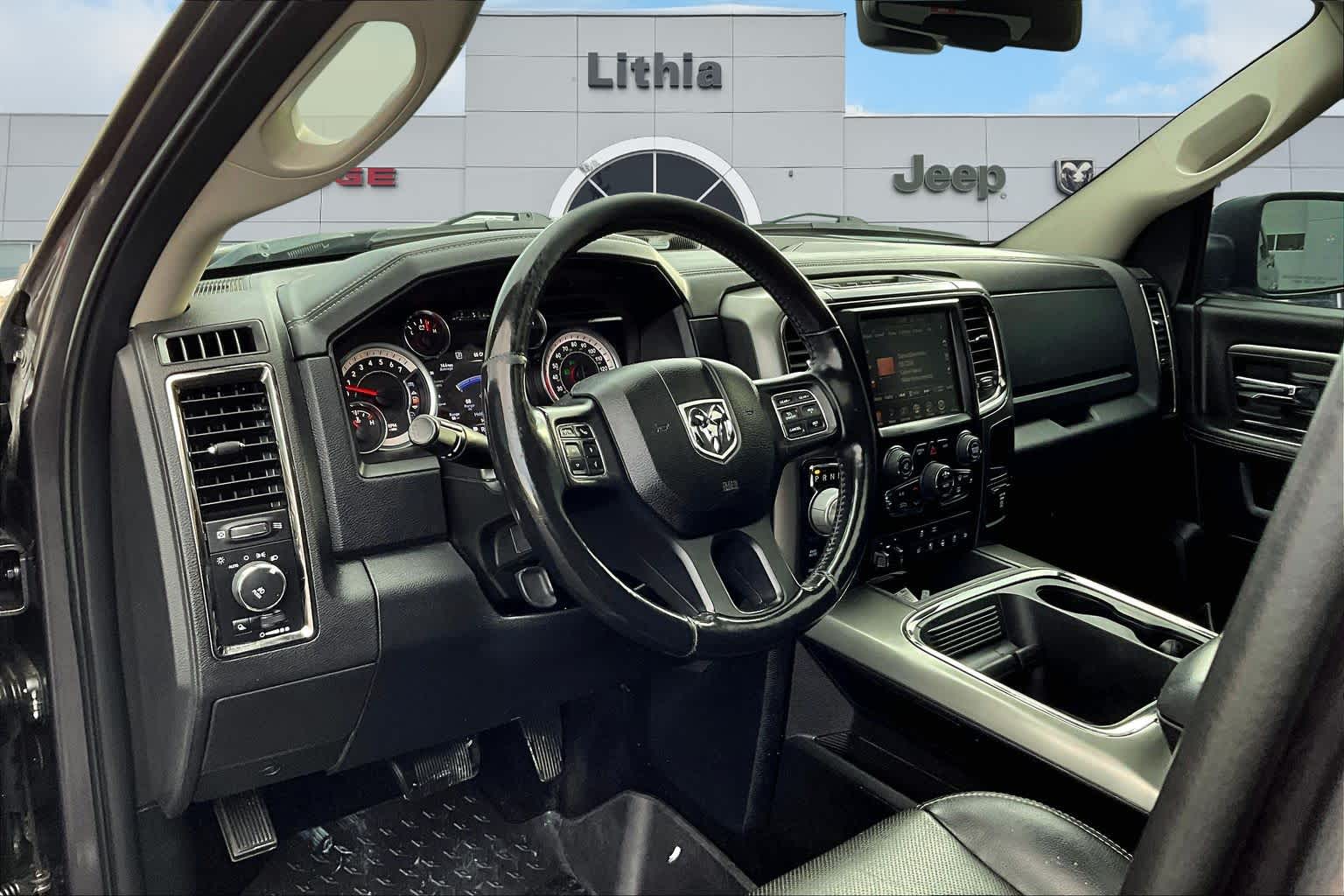 2016 Ram 1500 Sport photo 2