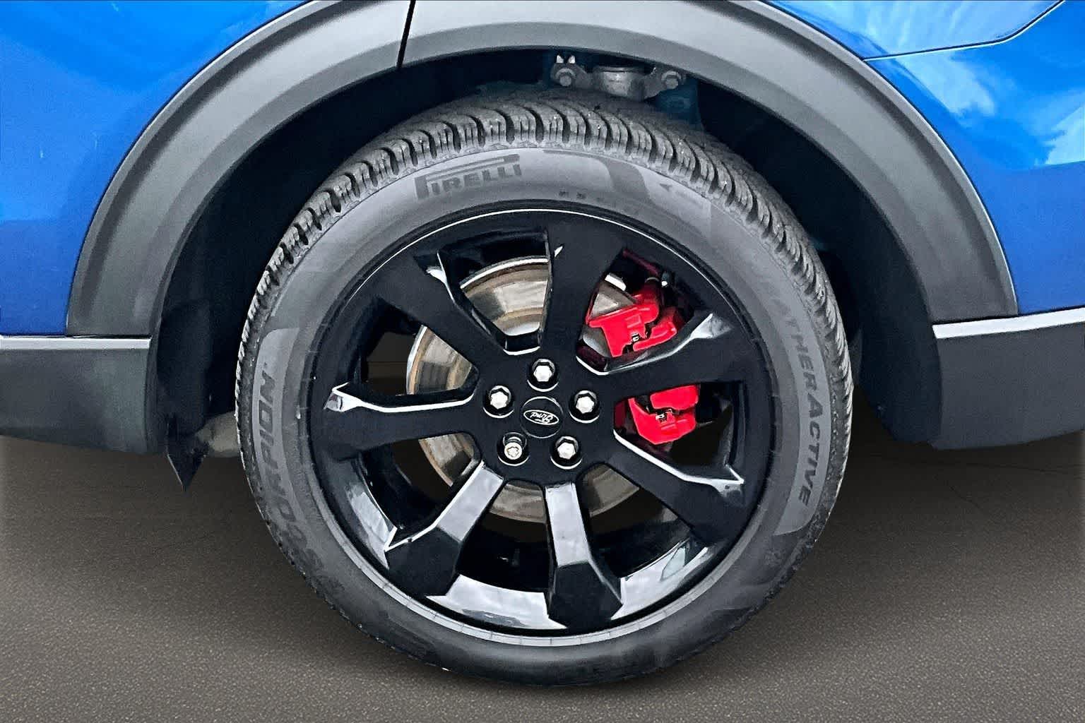 Thumbnail: 2021 Ford Explorer - 36