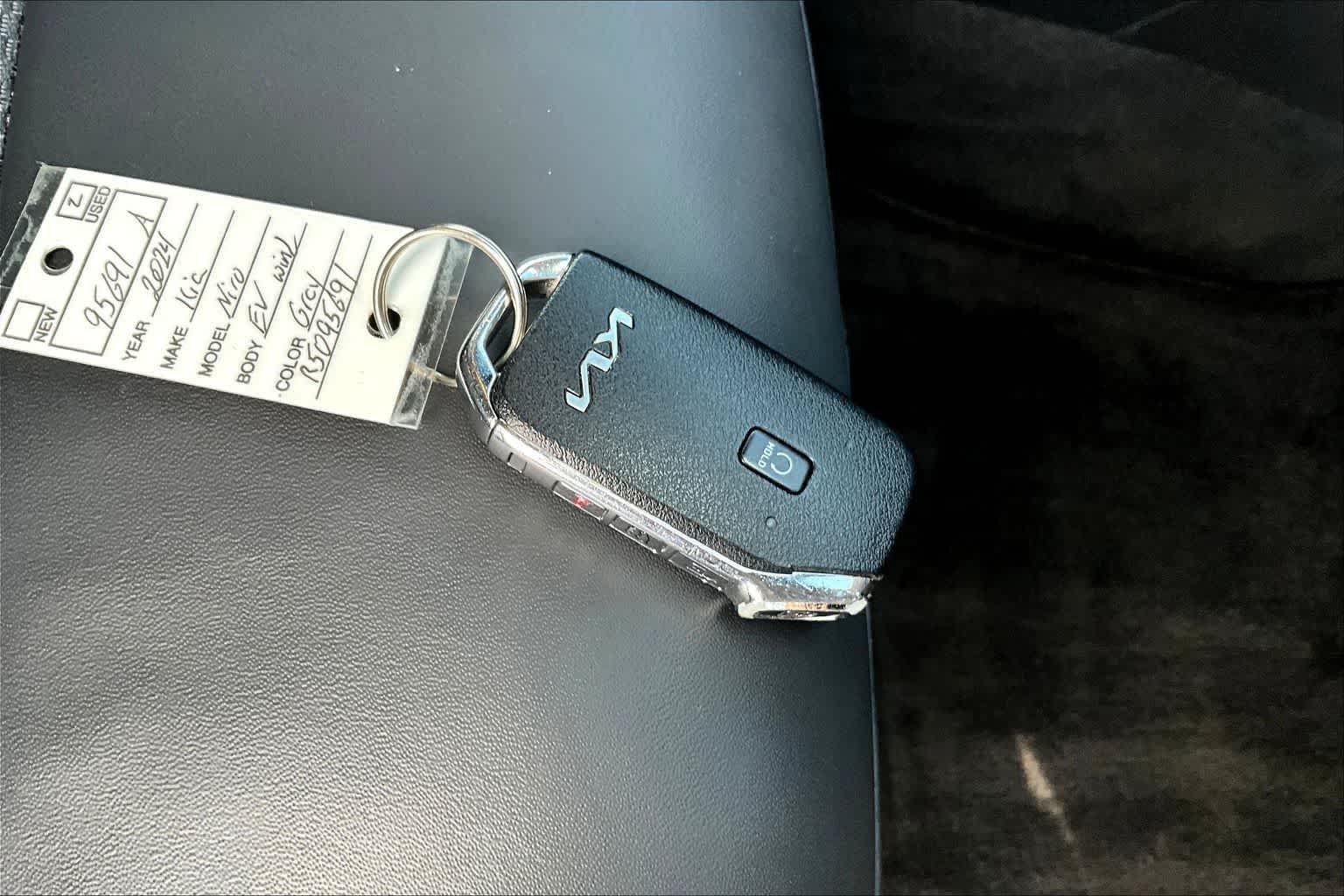 Thumbnail: 2024 Kia Niro - 20