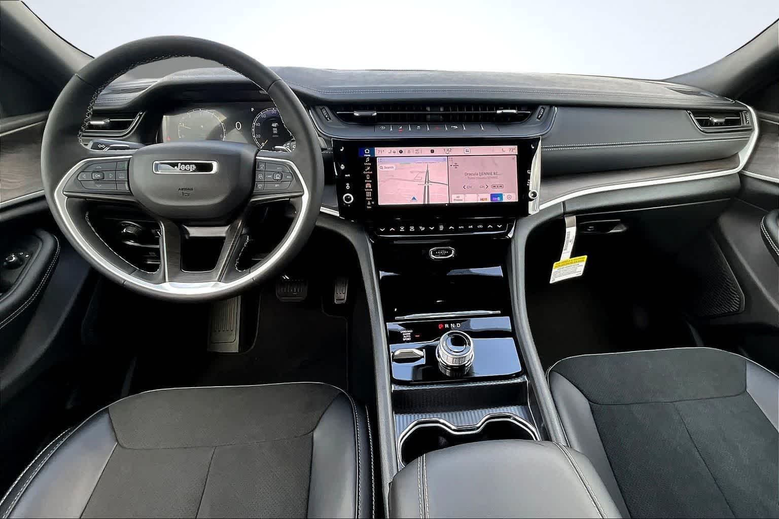 Thumbnail: 2026 Jeep Grand Cherokee - 10