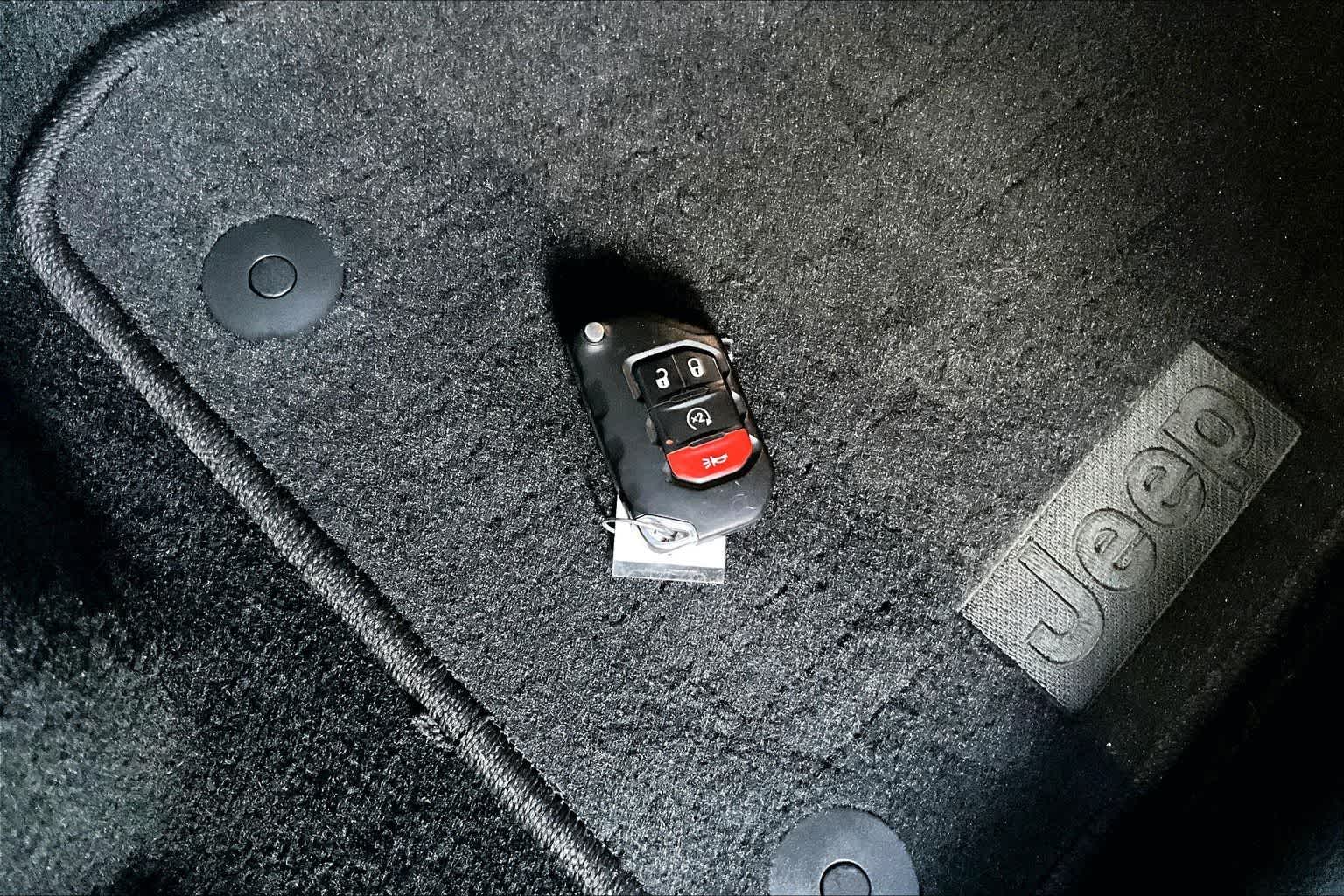 Thumbnail: 2022 Jeep Gladiator - 20