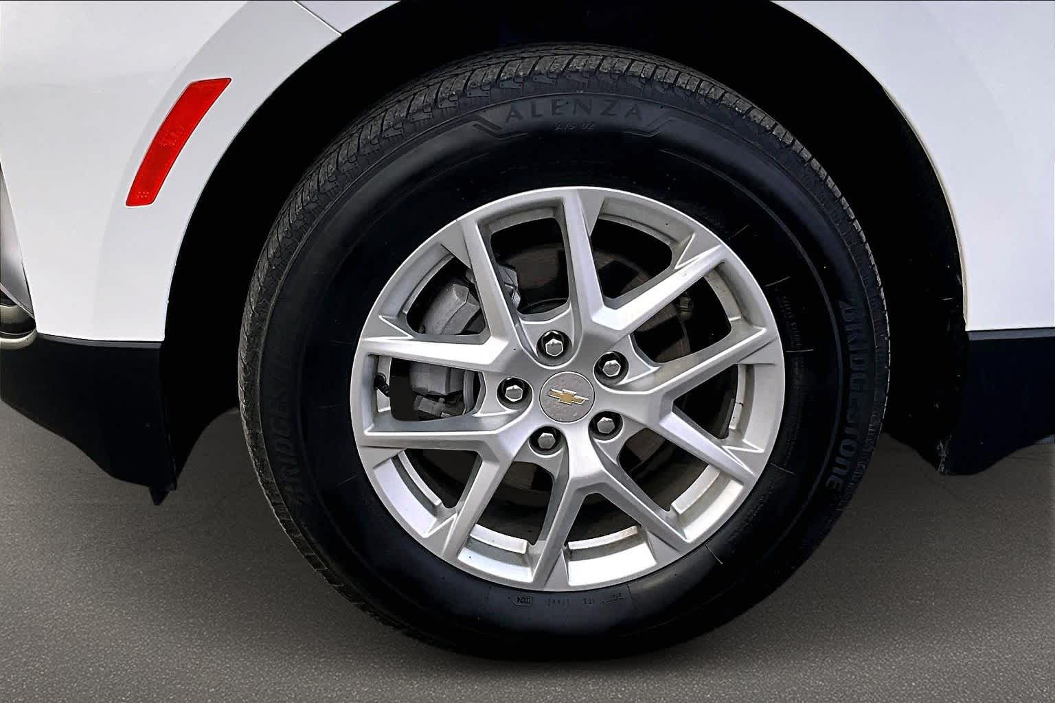 Thumbnail: 2024 Chevrolet Equinox - 8