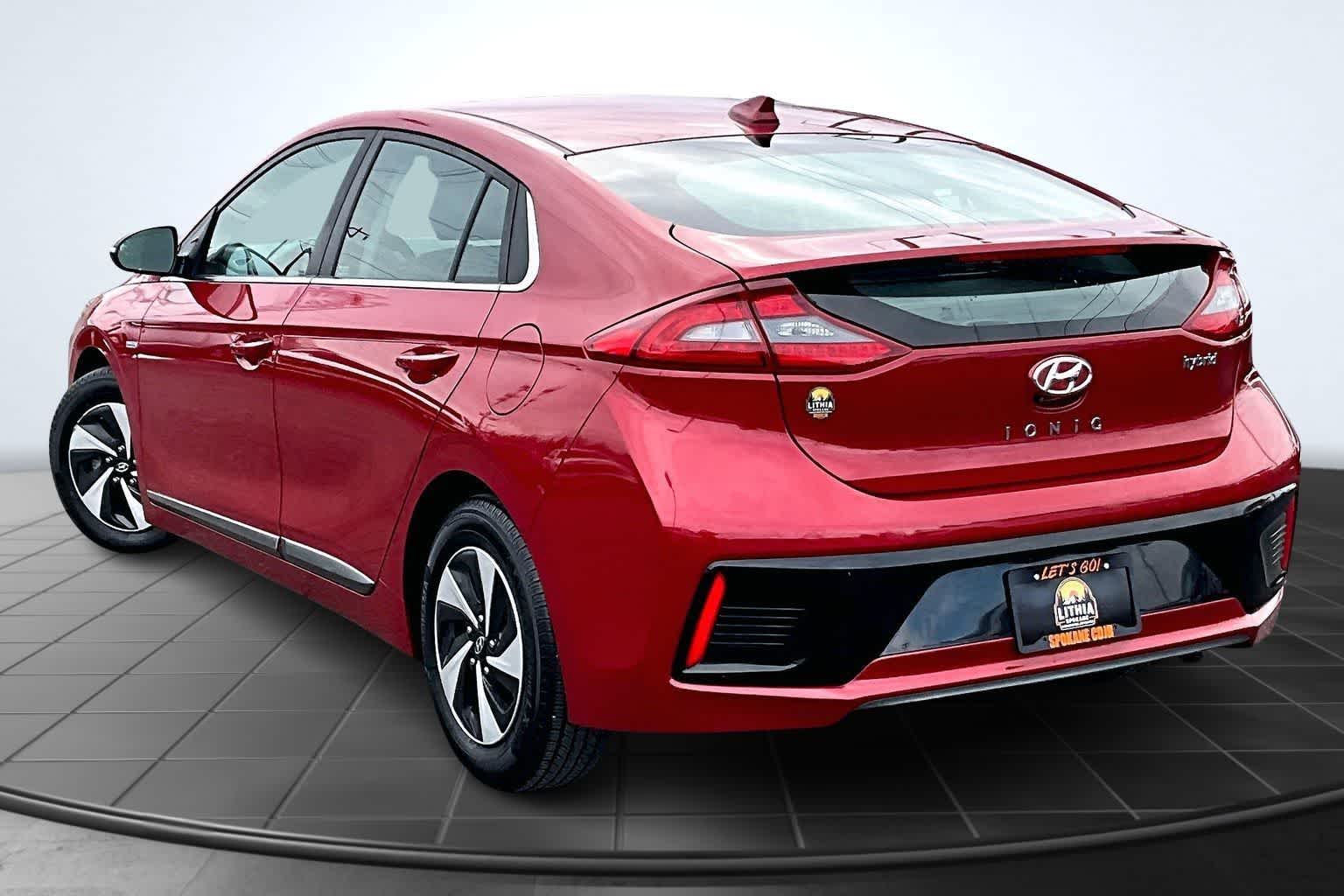 Thumbnail: 2019 Hyundai Ioniq - 4