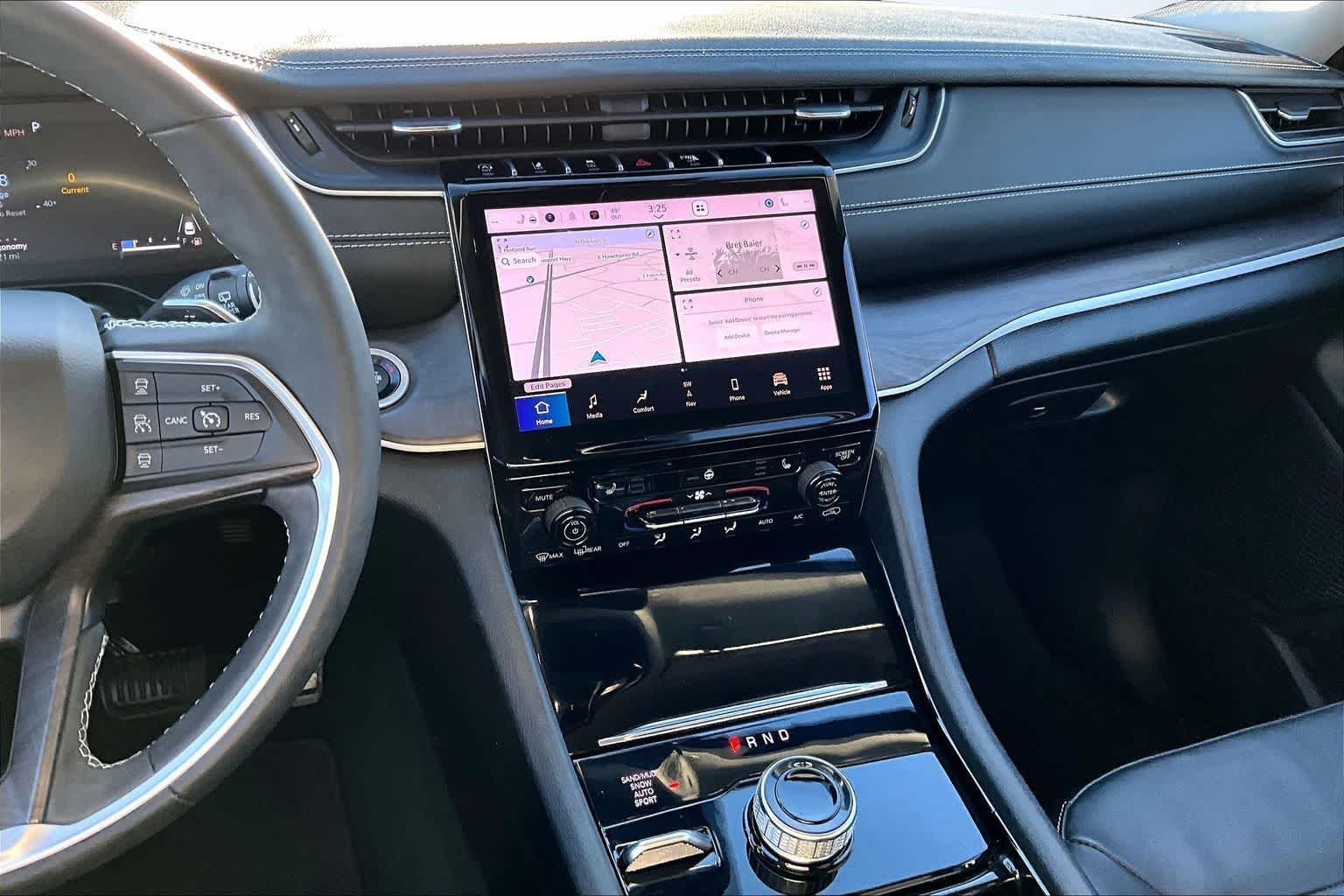 Thumbnail: 2023 Jeep Grand Cherokee L - 16