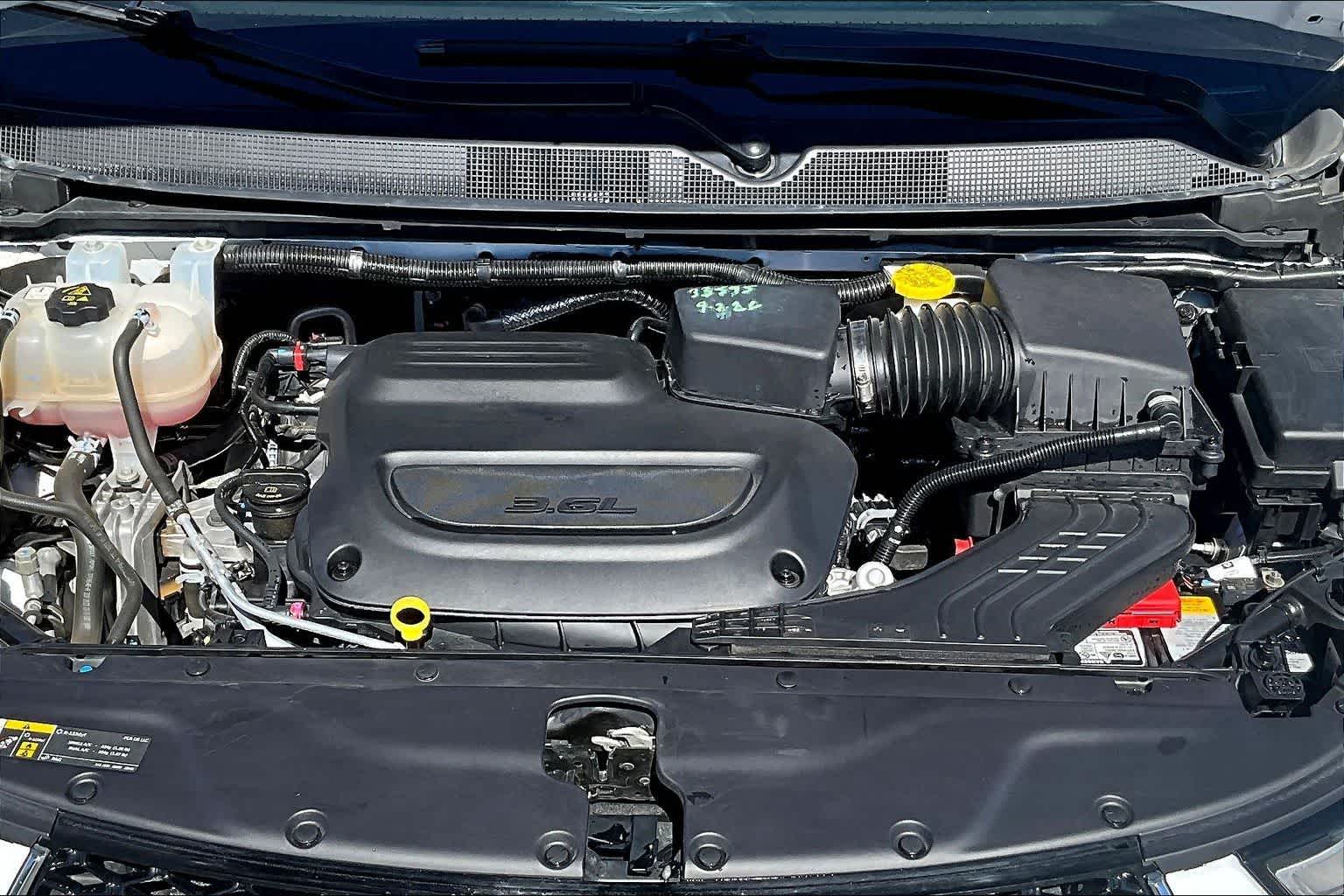 Thumbnail: 2024 Chrysler Pacifica - 9