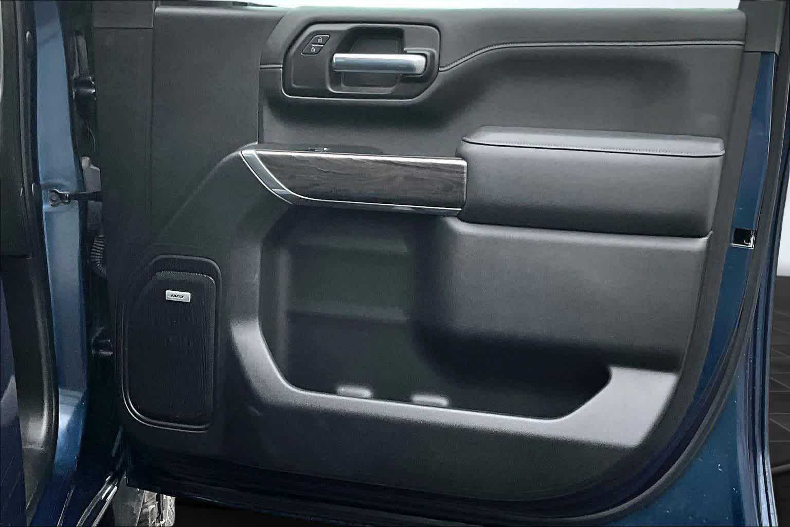 Thumbnail: 2022 Chevrolet Silverado 3500 - 29