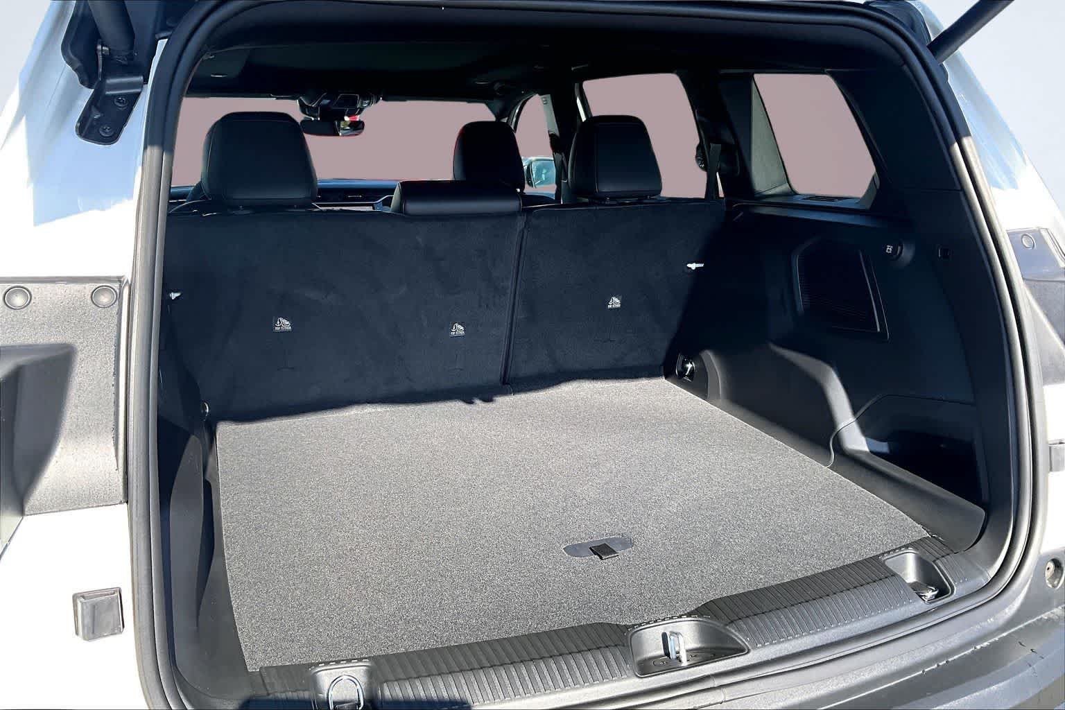 Thumbnail: 2026 Jeep Cherokee - 18