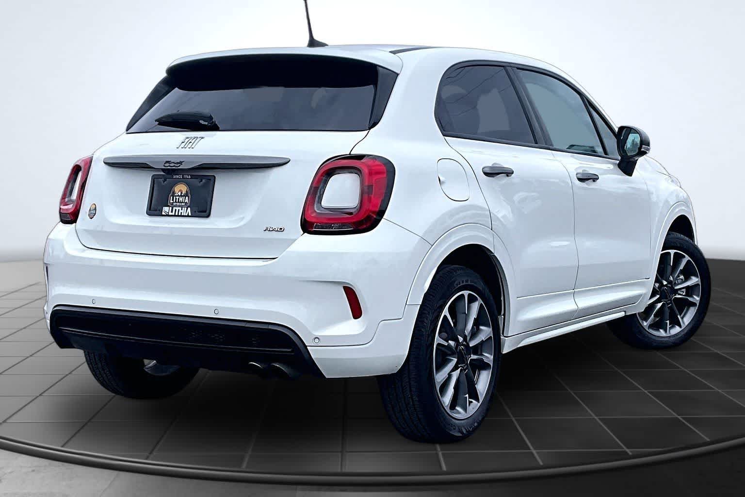 Thumbnail: 2022 Fiat 500X - 22