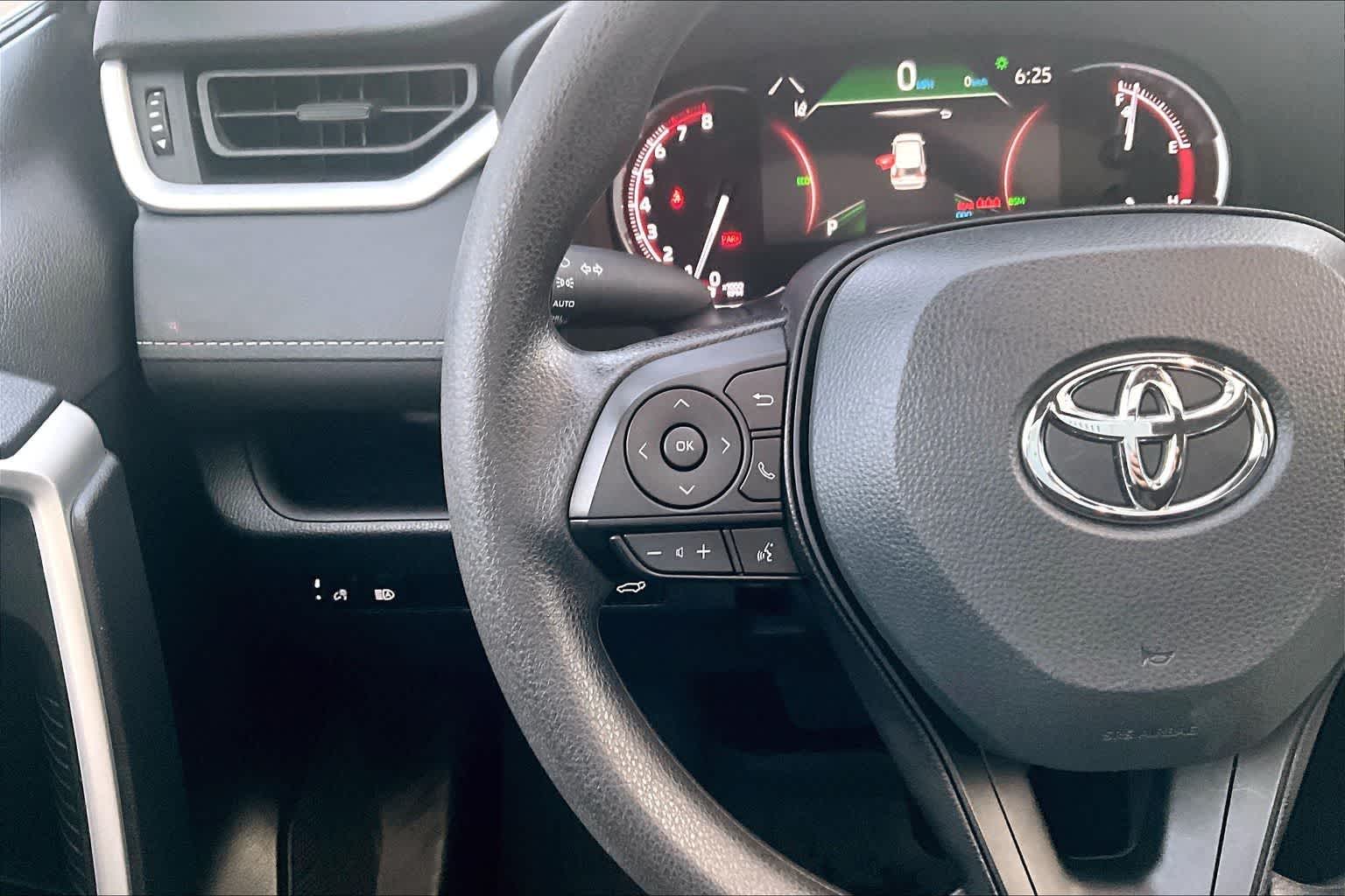 Thumbnail: 2024 Toyota RAV4 - 24