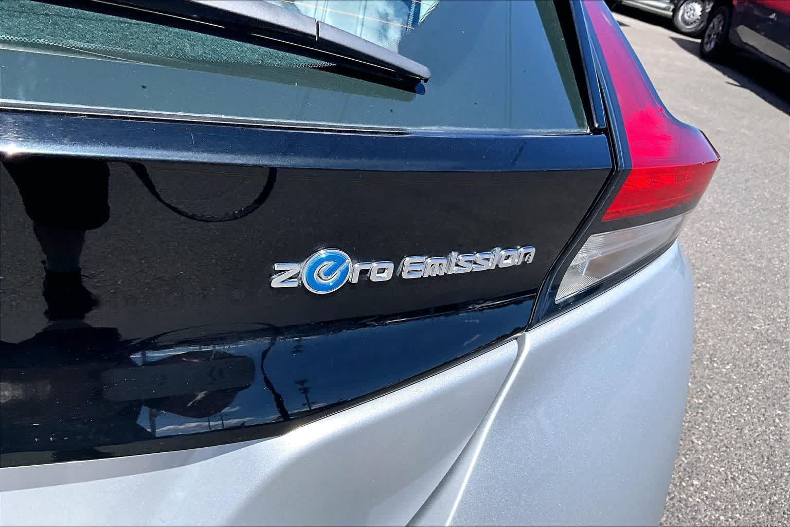 Thumbnail: 2018 Nissan Leaf - 7