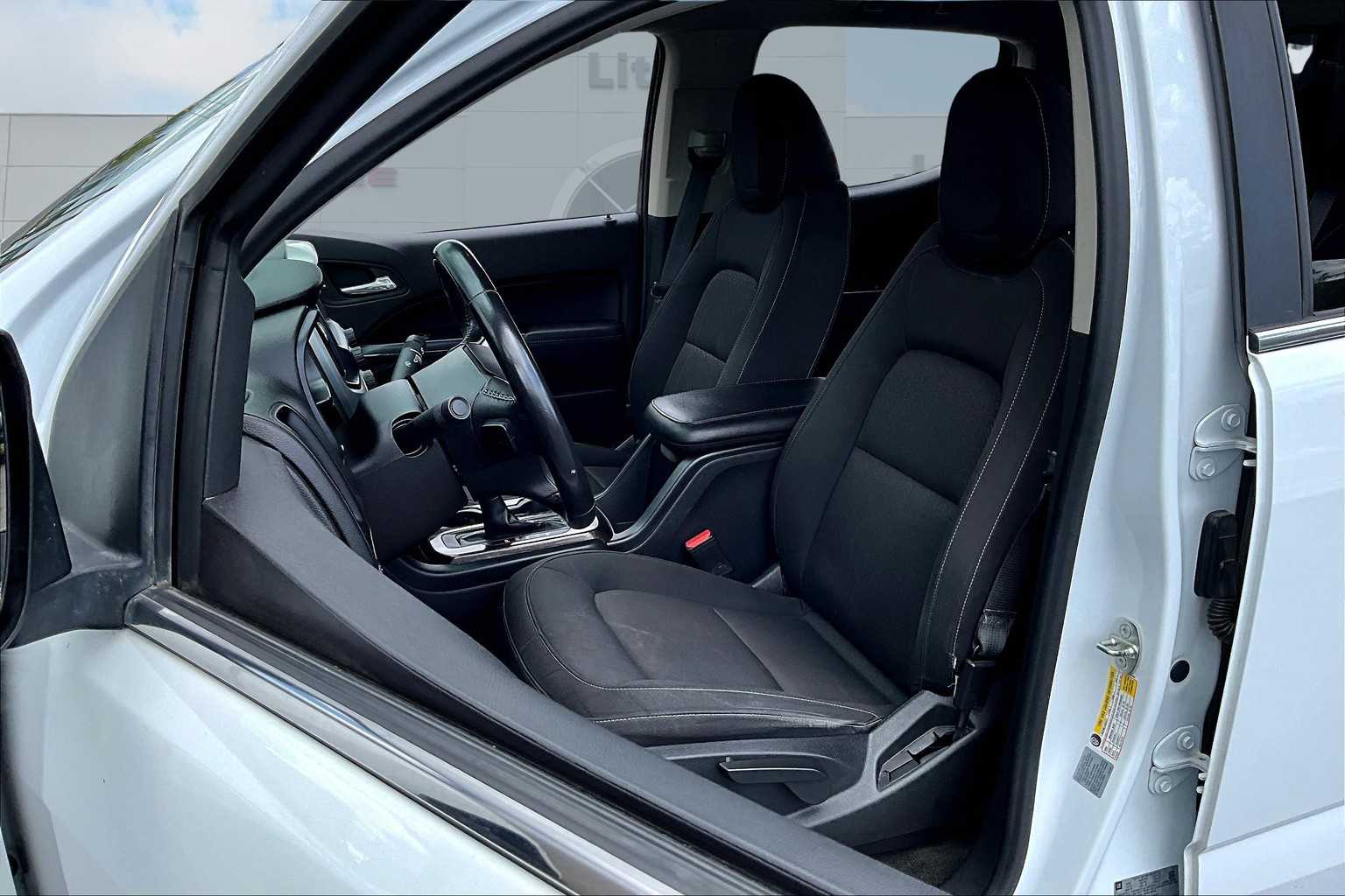 2016 GMC Canyon SLE 10