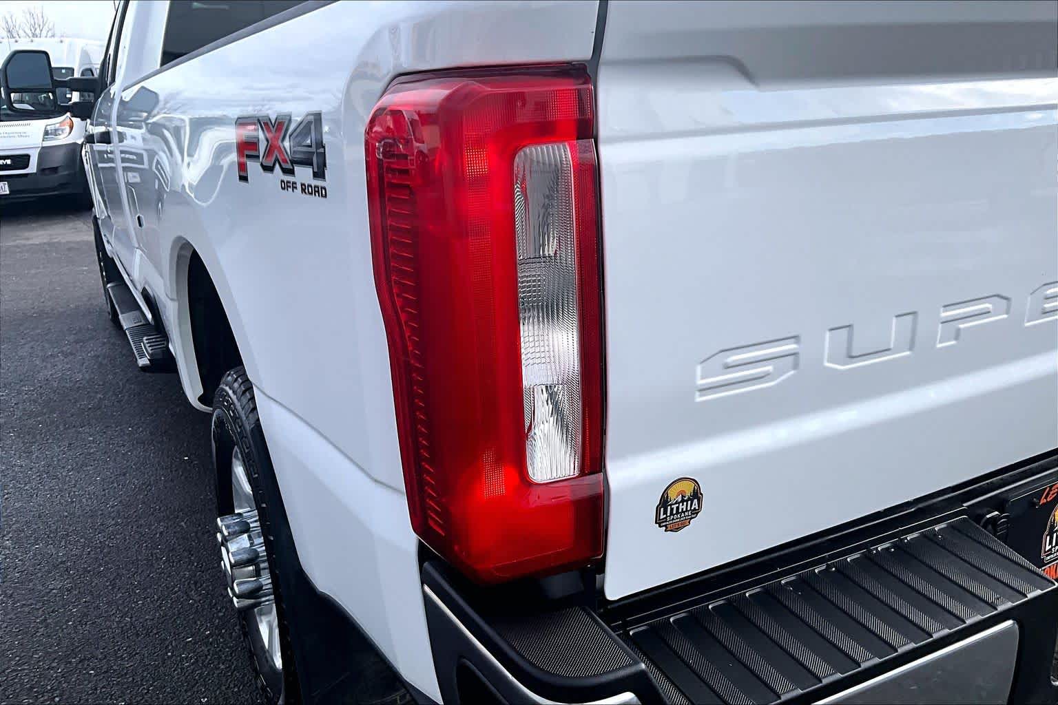 Thumbnail: 2024 Ford Econoline - 32