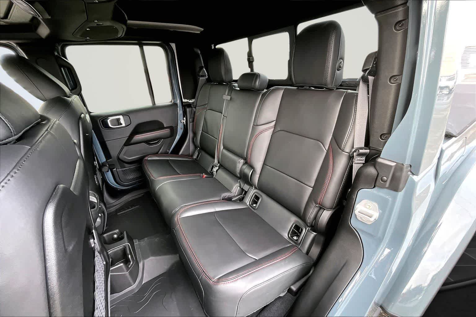 Thumbnail: 2026 Jeep Gladiator - 13