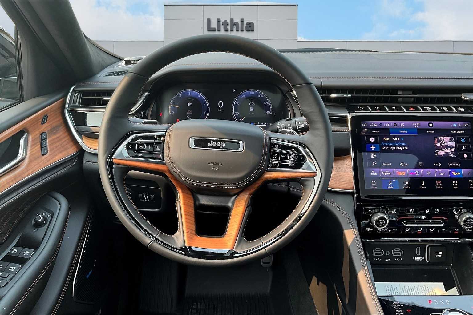 Thumbnail: 2025 Jeep Grand Cherokee - 15