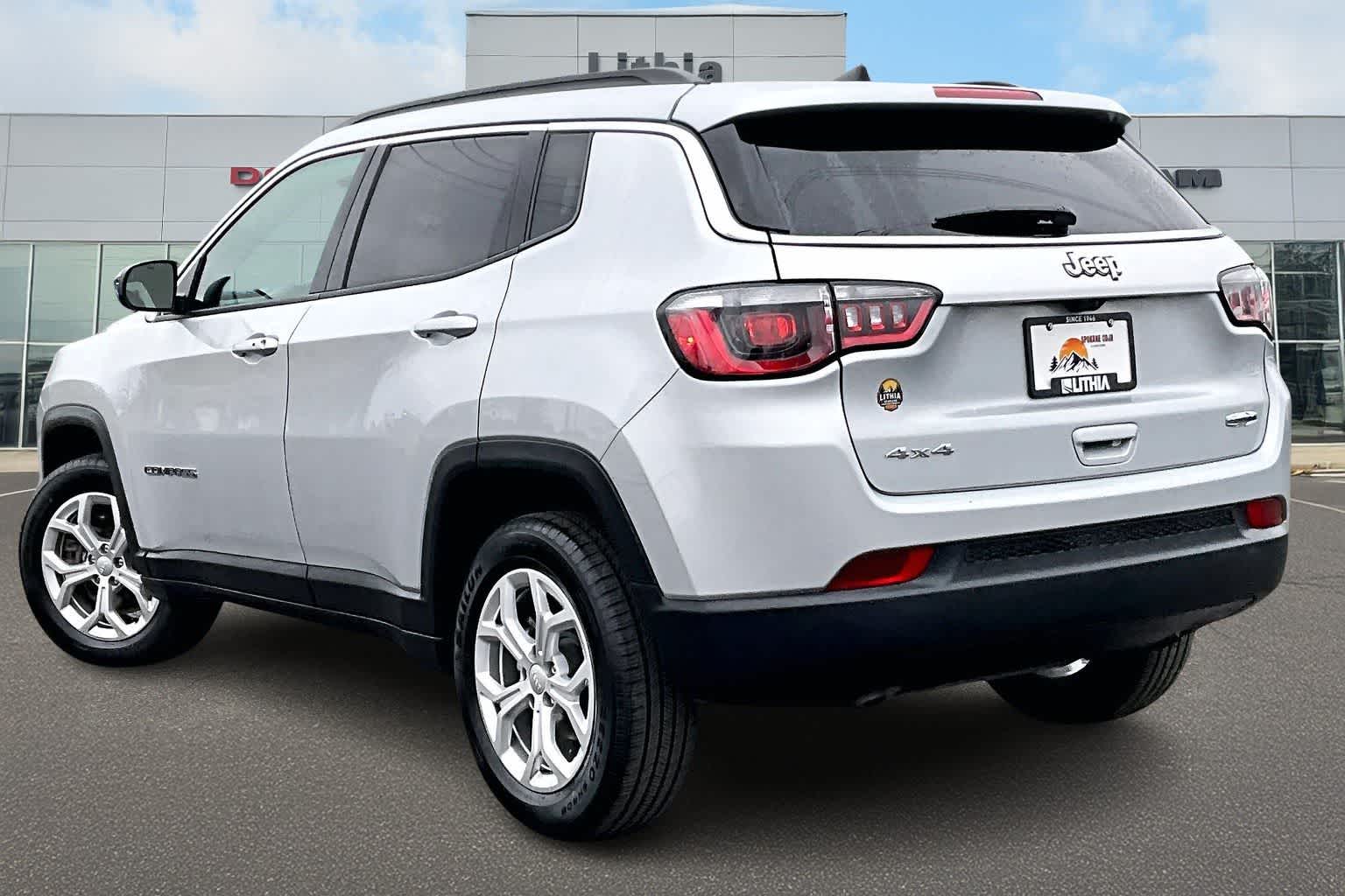 Thumbnail: 2024 Jeep Compass - 4