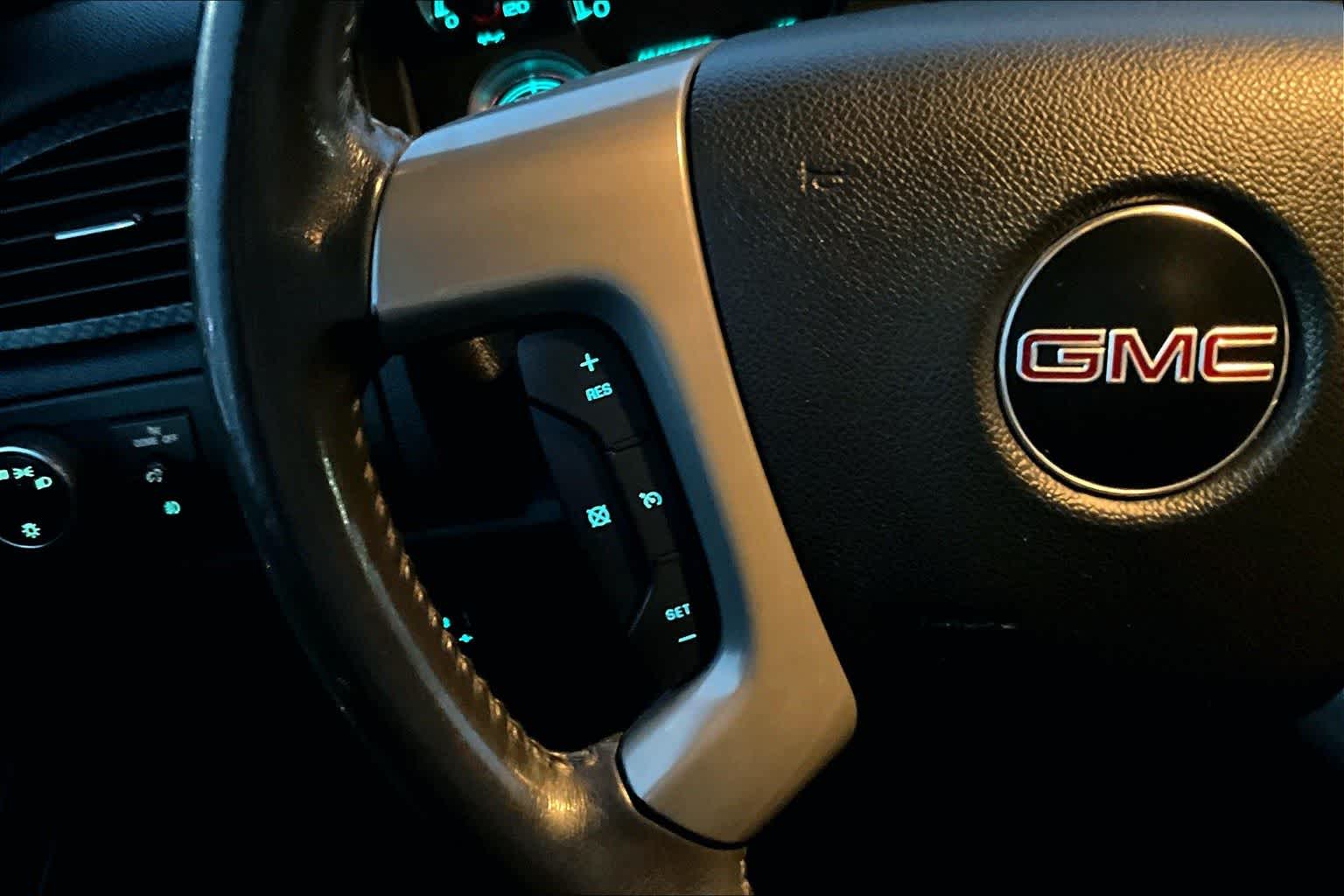 Thumbnail: 2012 GMC Sierra 2500 - 25