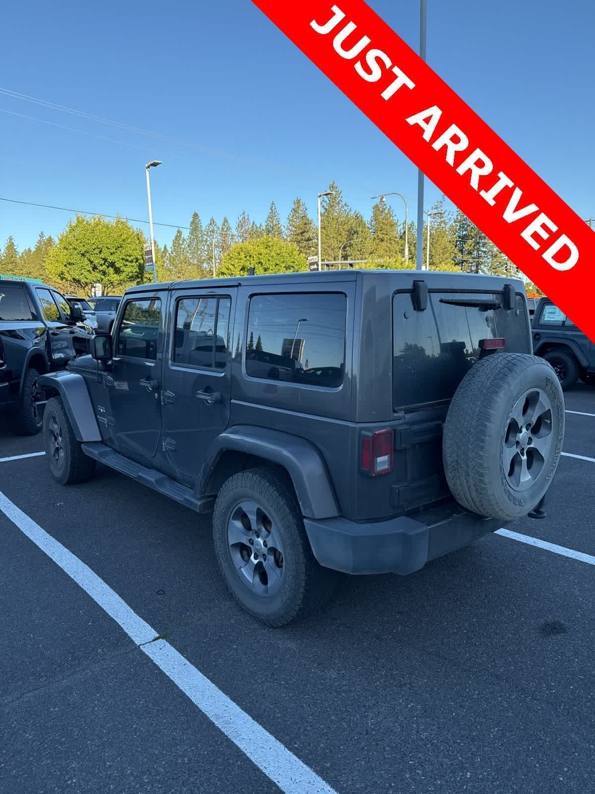 Thumbnail: 2017 Jeep Wrangler - 4