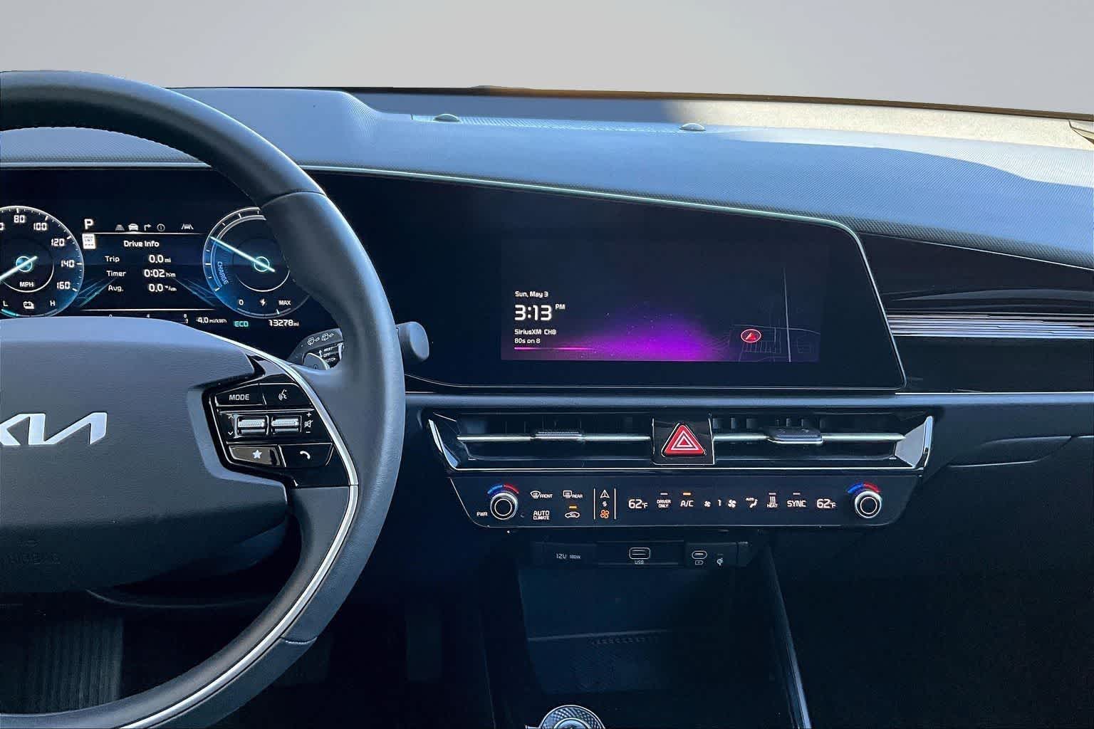 Thumbnail: 2024 Kia Niro - 16