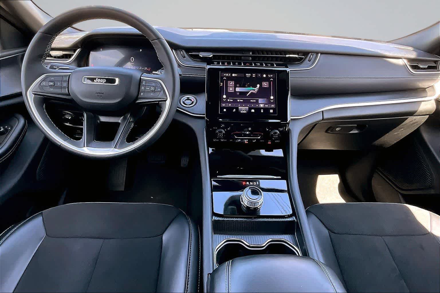 Thumbnail: 2024 Jeep Grand Cherokee - 9