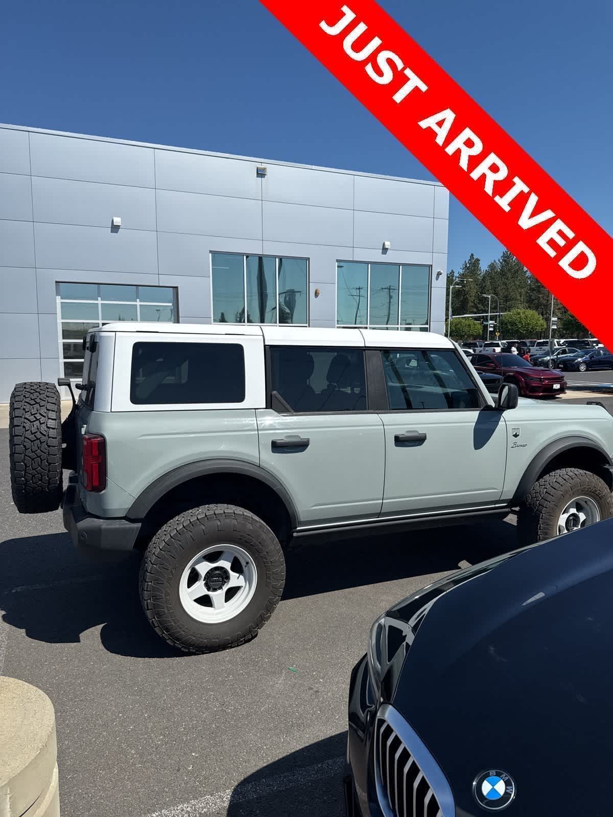 Thumbnail: 2021 Ford Bronco - 4