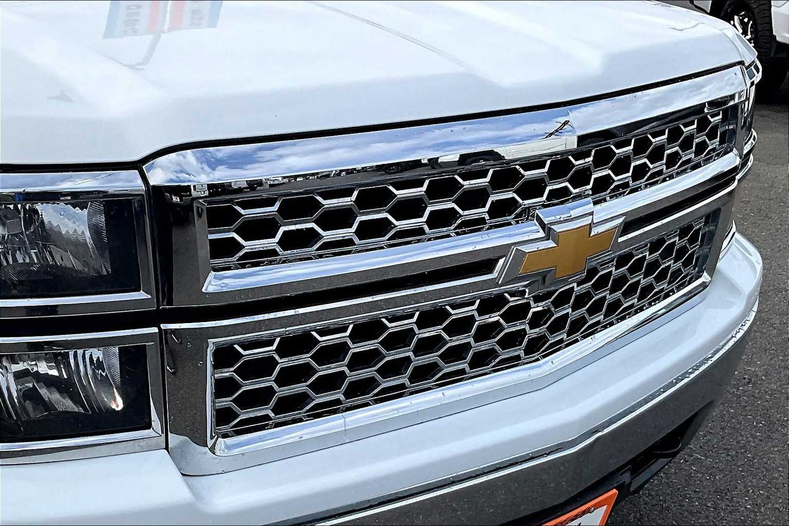 Thumbnail: 2015 Chevrolet Silverado 1500 - 32