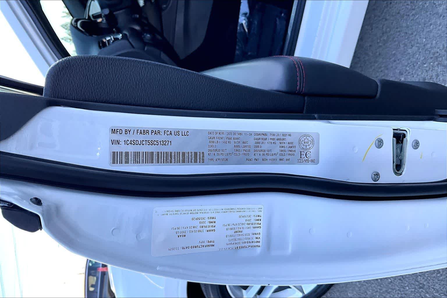 Thumbnail: 2025 Dodge Durango - 21