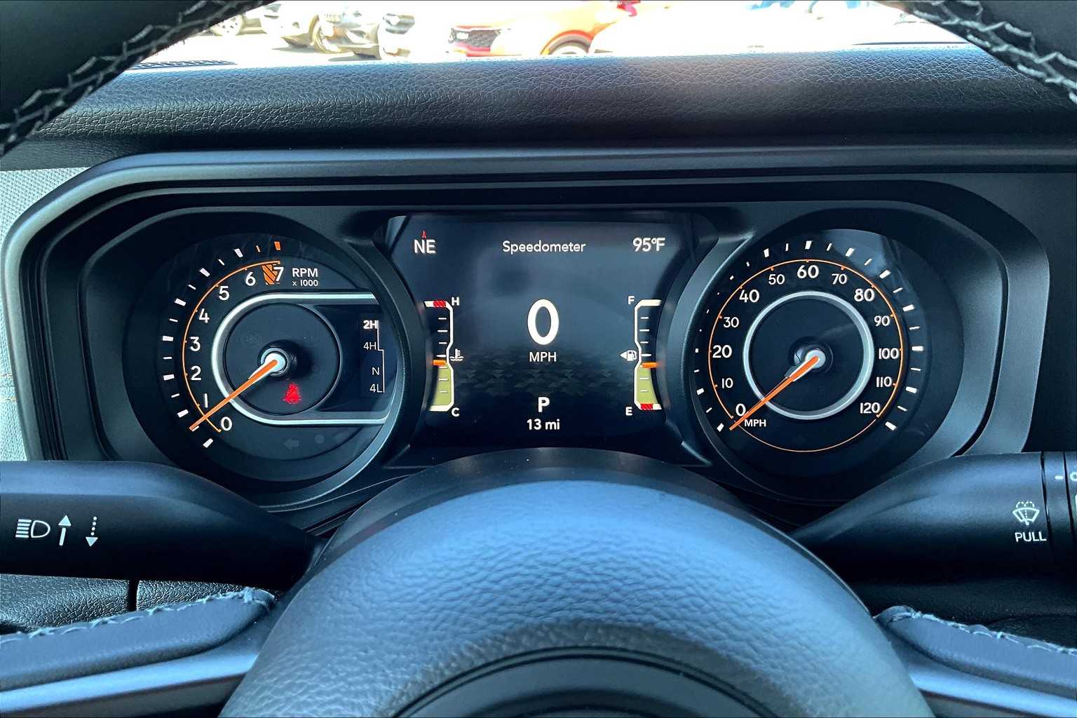 Thumbnail: 2025 Jeep Gladiator - 18