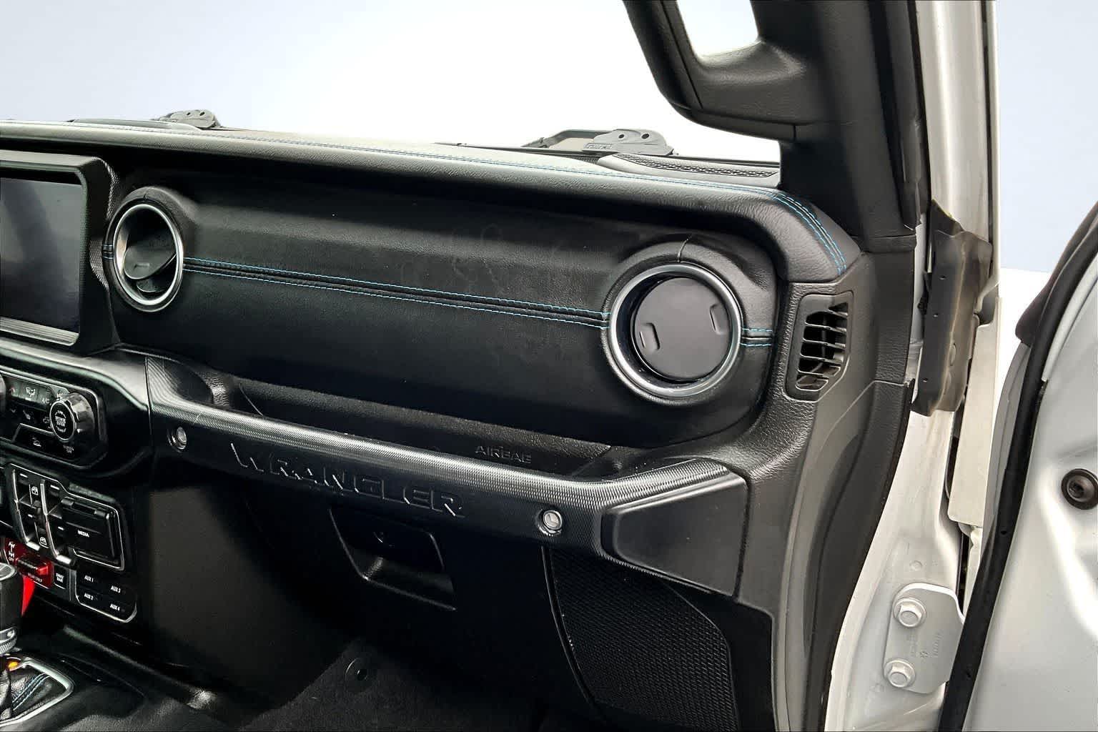 Thumbnail: 2023 Jeep Wrangler - 24