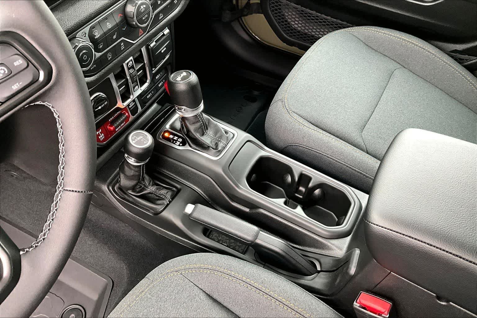 Thumbnail: 2026 Jeep Wrangler - 17