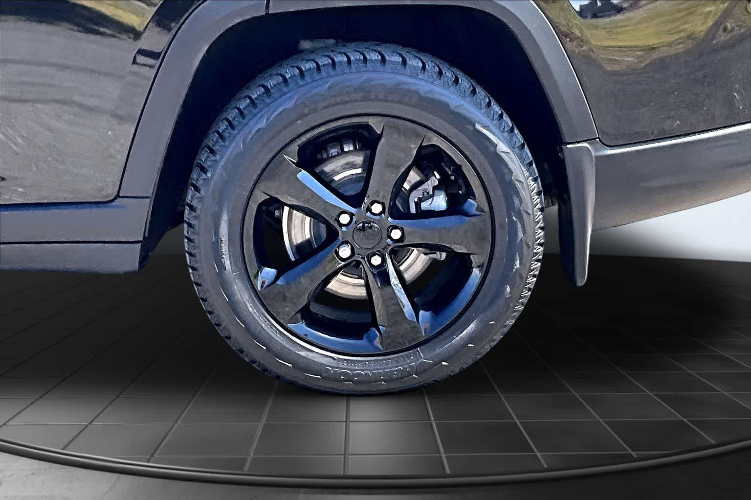 Thumbnail: 2021 Jeep Grand Cherokee L - 36