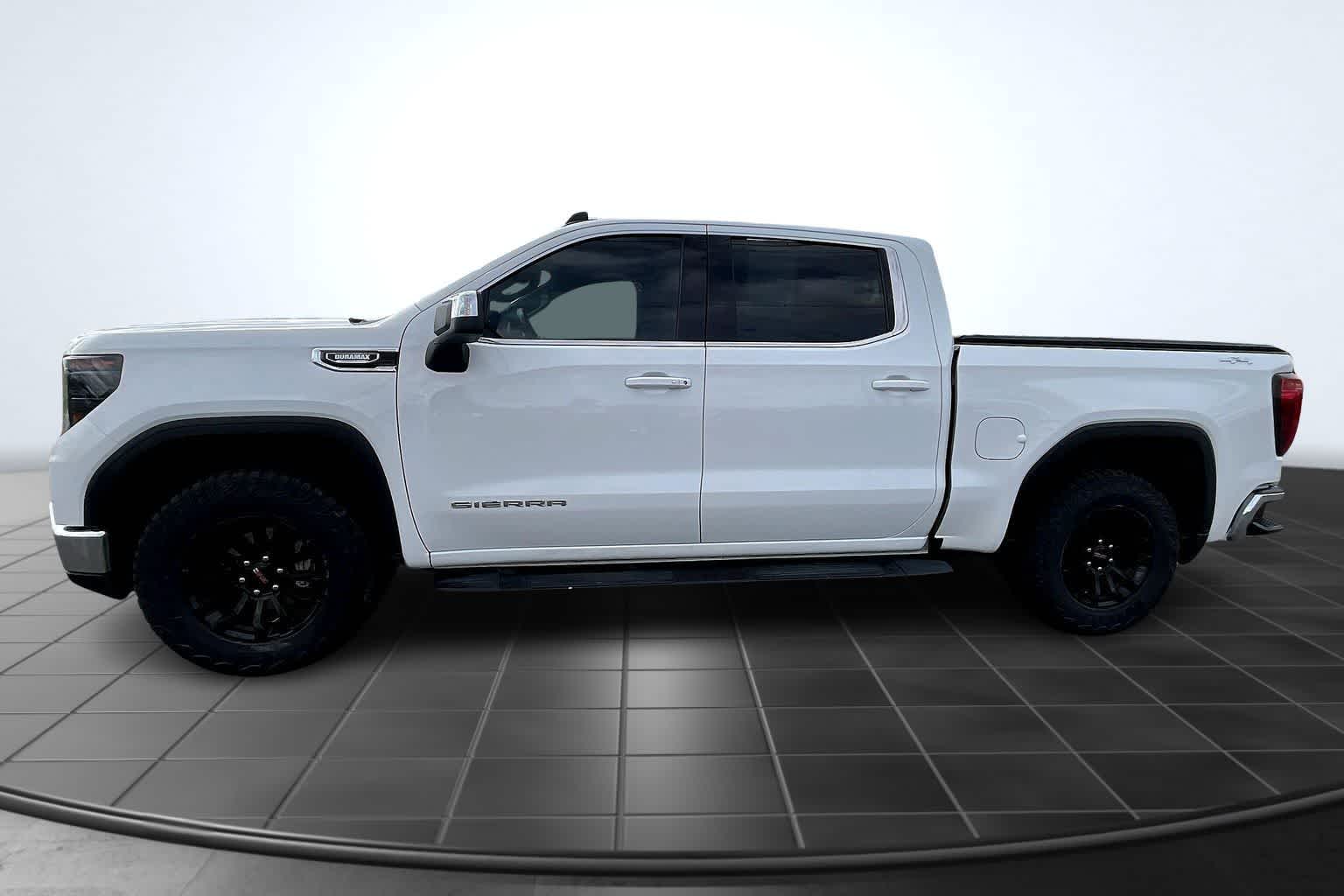 Thumbnail: 2023 GMC Sierra 1500 - 3