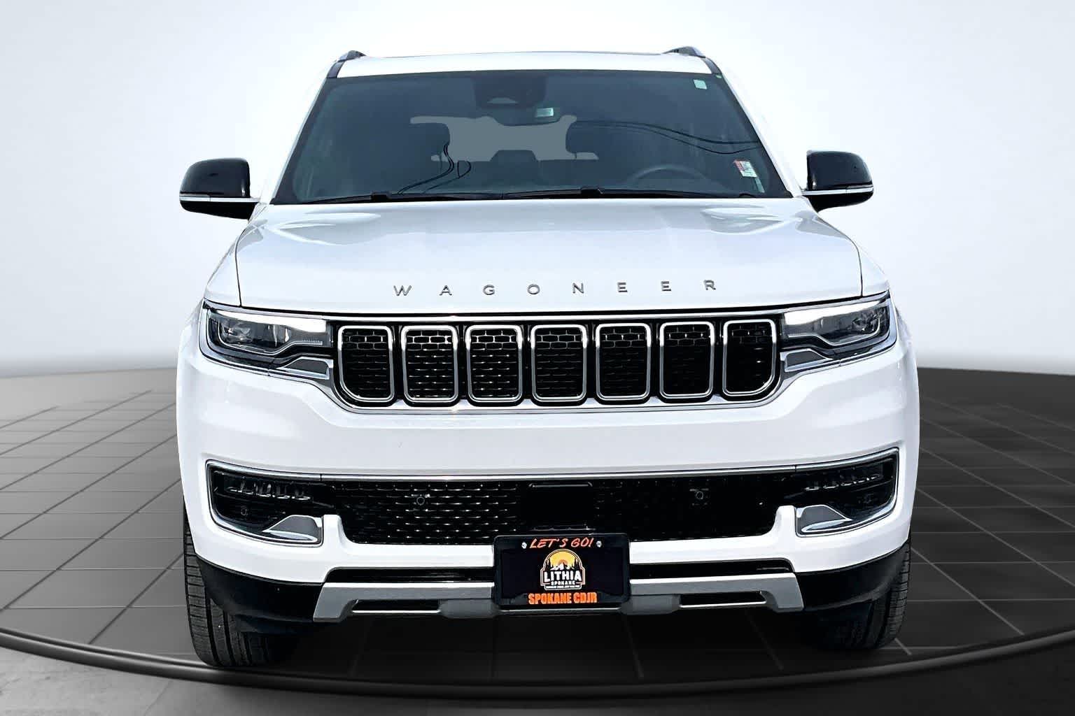 Thumbnail: 2023 Jeep Wagoneer - 6