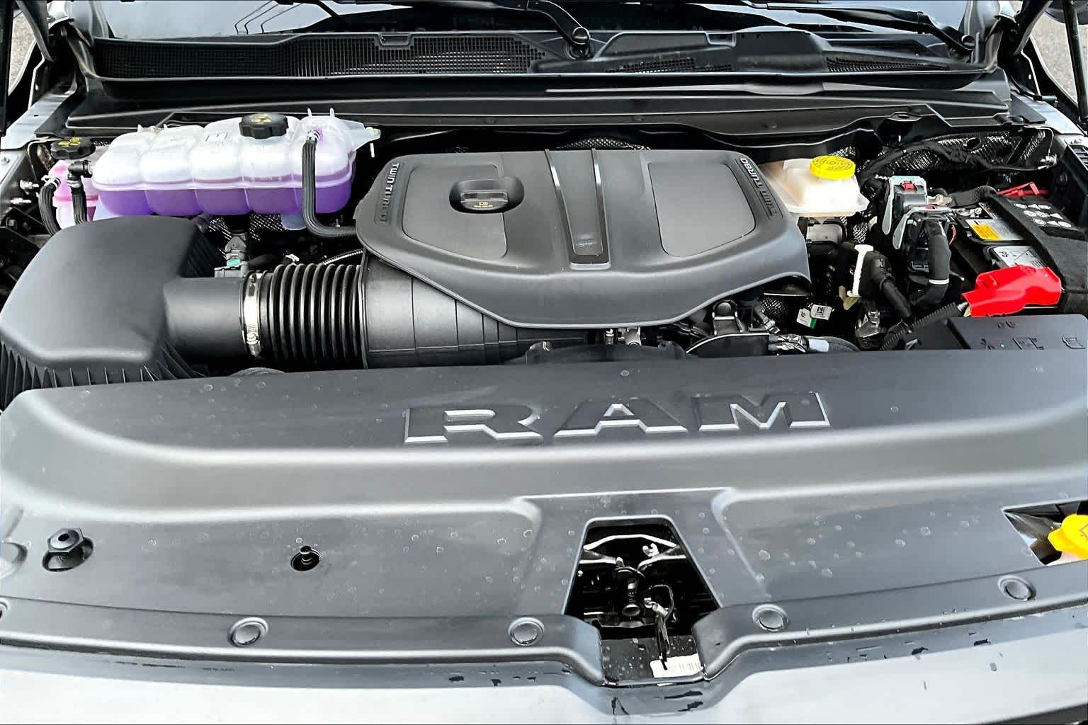 Thumbnail: 2025 RAM 1500 - 9