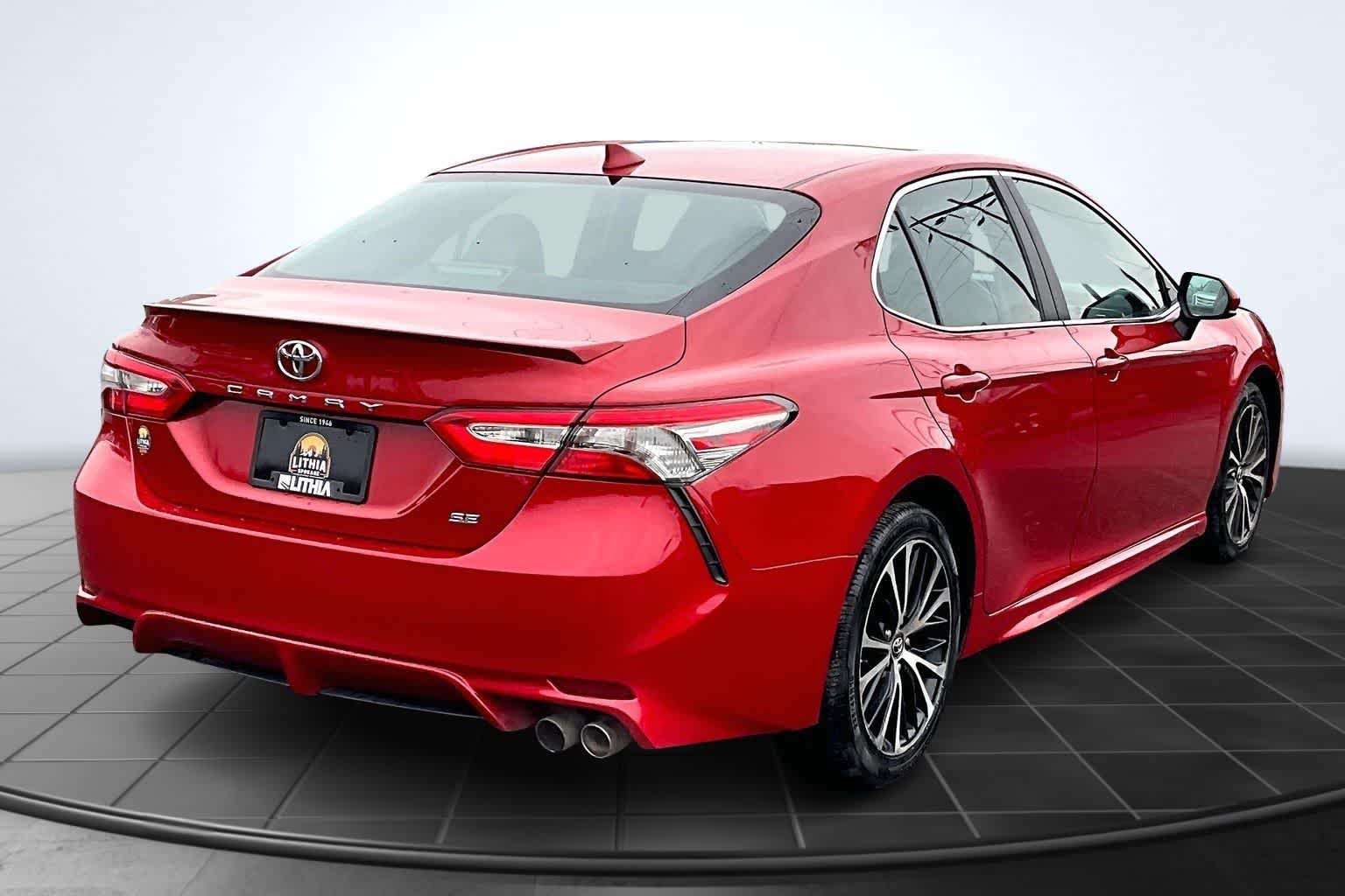 Thumbnail: 2019 Toyota Camry - 23