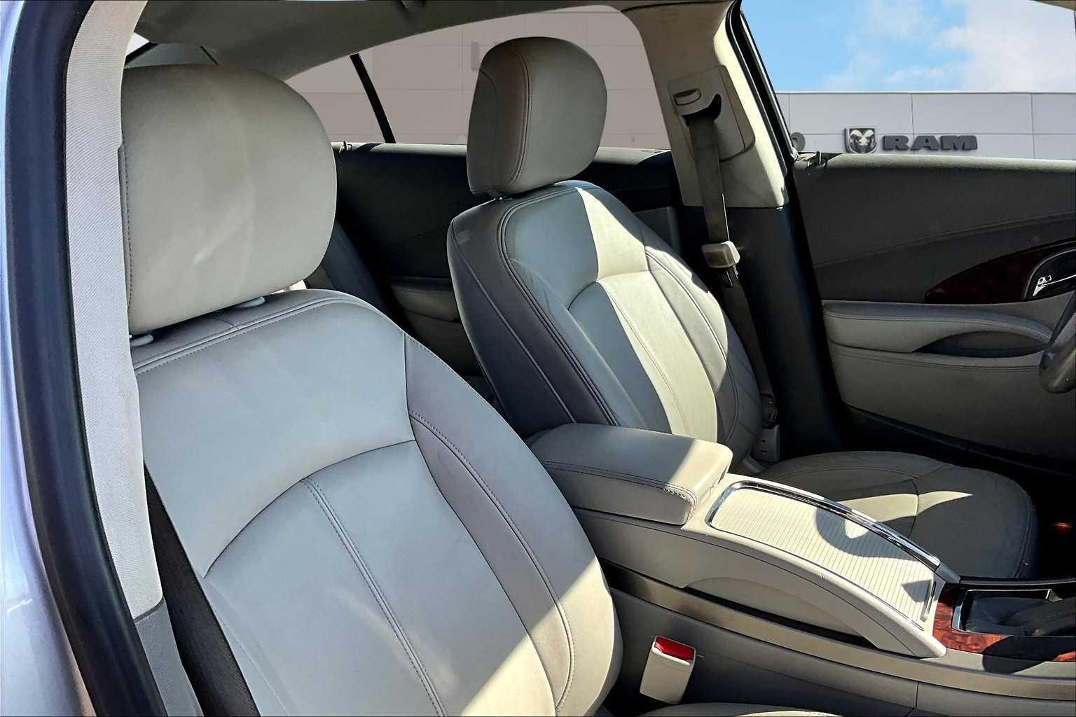 Thumbnail: 2013 Buick LaCrosse - 14
