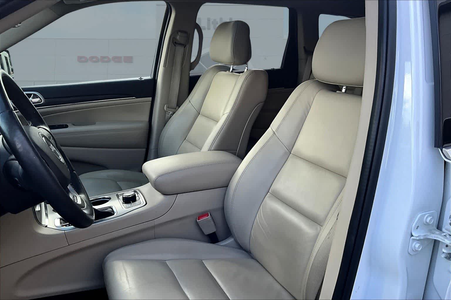 Thumbnail: 2021 Jeep Grand Cherokee - 11