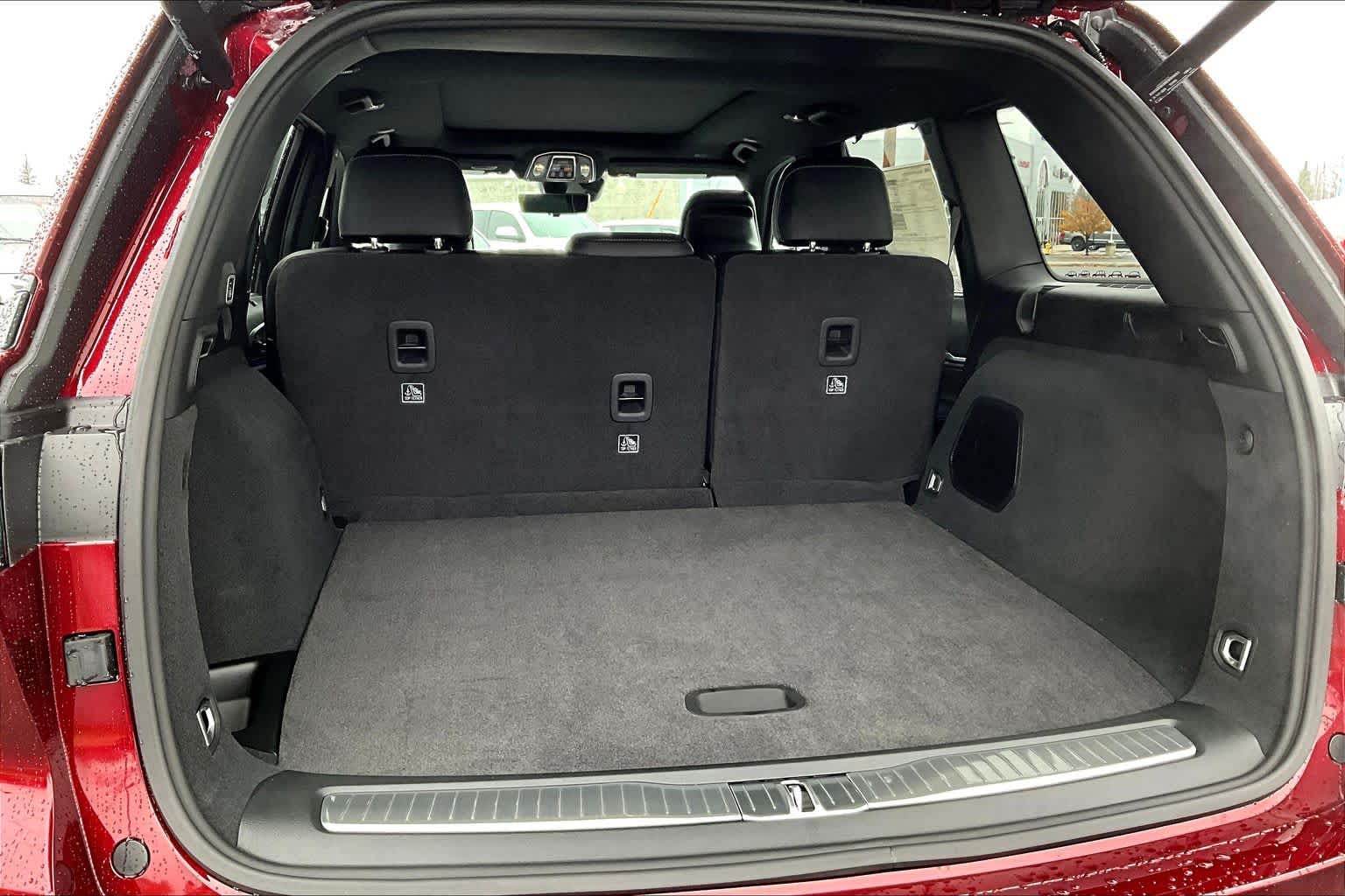 Thumbnail: 2025 Jeep Grand Cherokee - 19