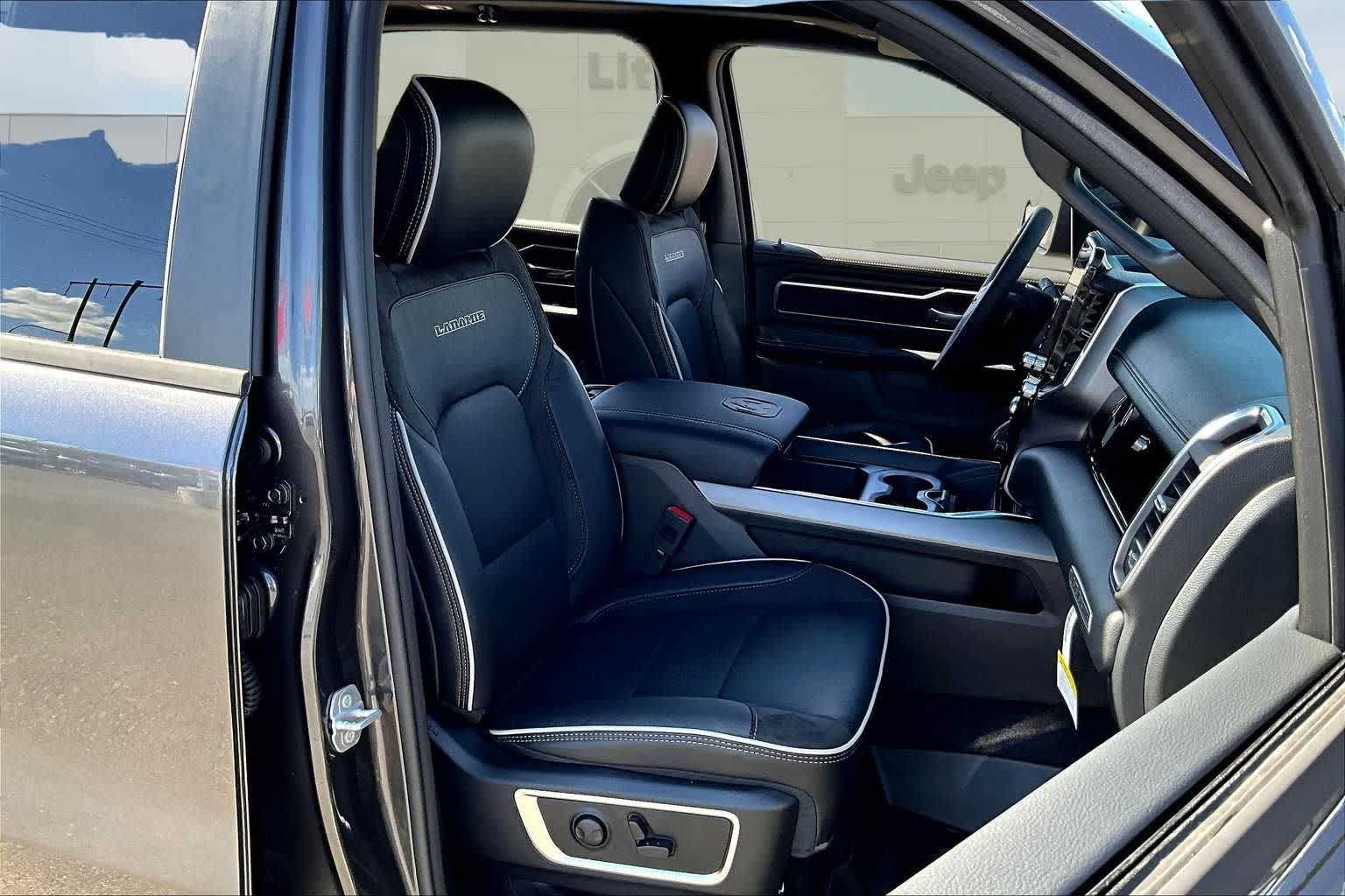 Thumbnail: 2026 RAM 1500 - 14