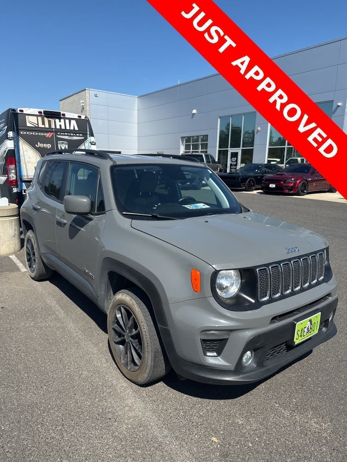2020 Jeep Renegade Latitude photo 3