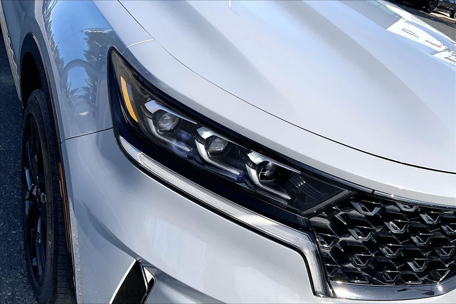 Thumbnail: 2023 Kia Sorento - 31