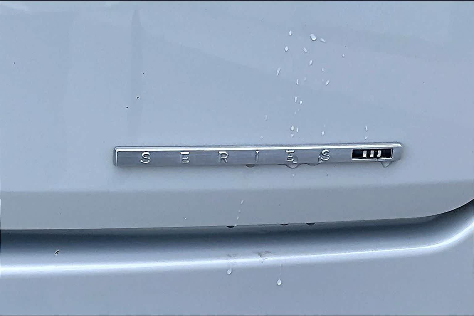 Thumbnail: 2022 Jeep Wagoneer - 6
