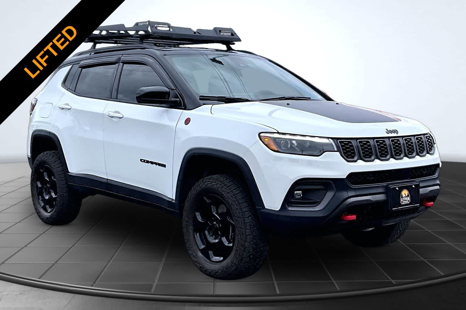 Thumbnail: 2024 Jeep Compass - 21