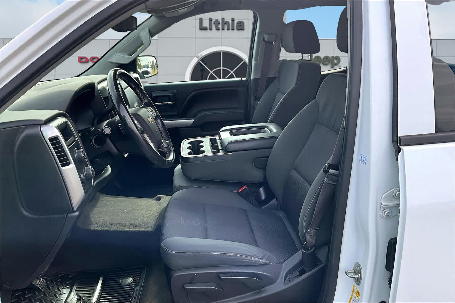 Thumbnail: 2015 Chevrolet Silverado 1500 - 11