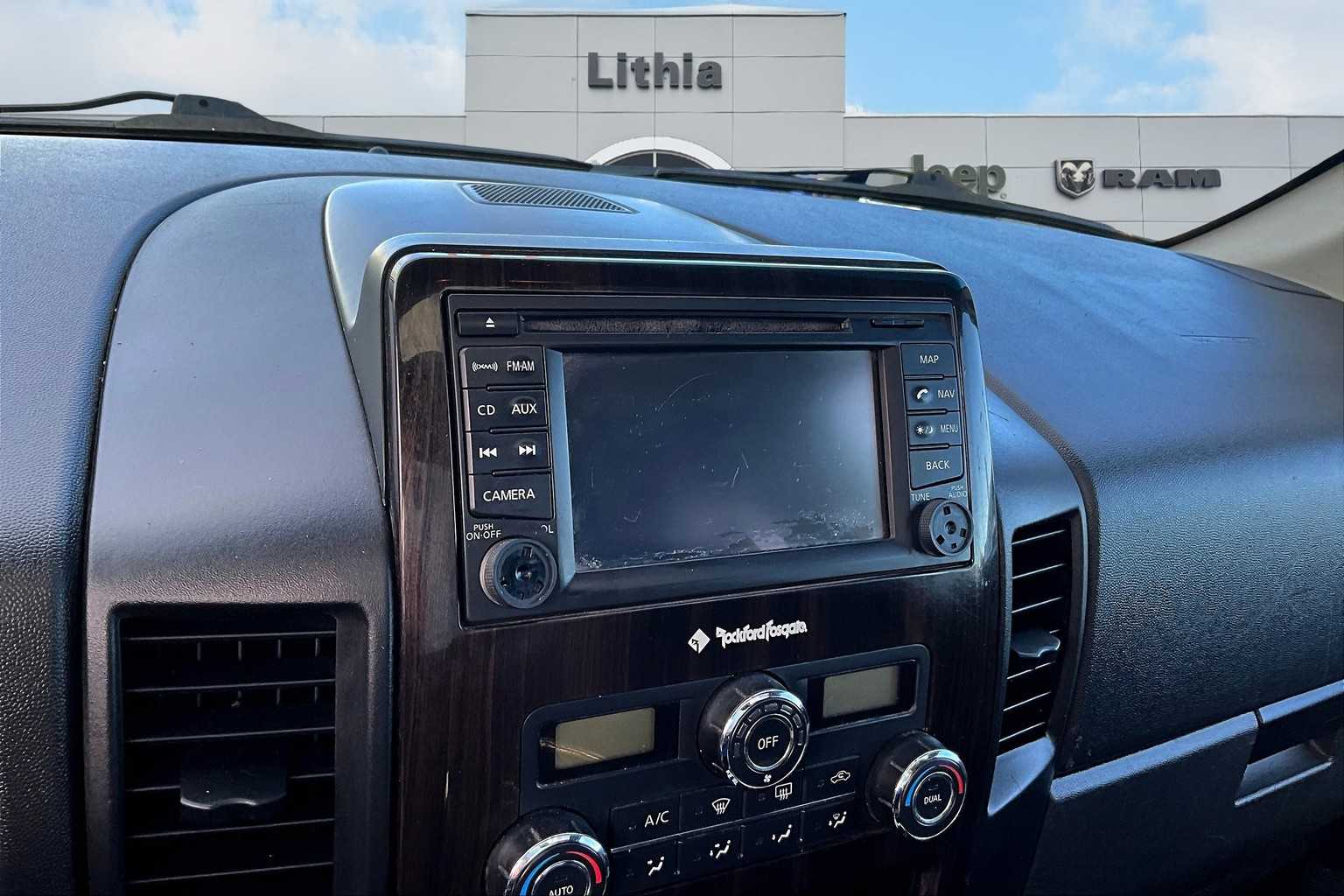 Thumbnail: 2014 Nissan Titan - 27