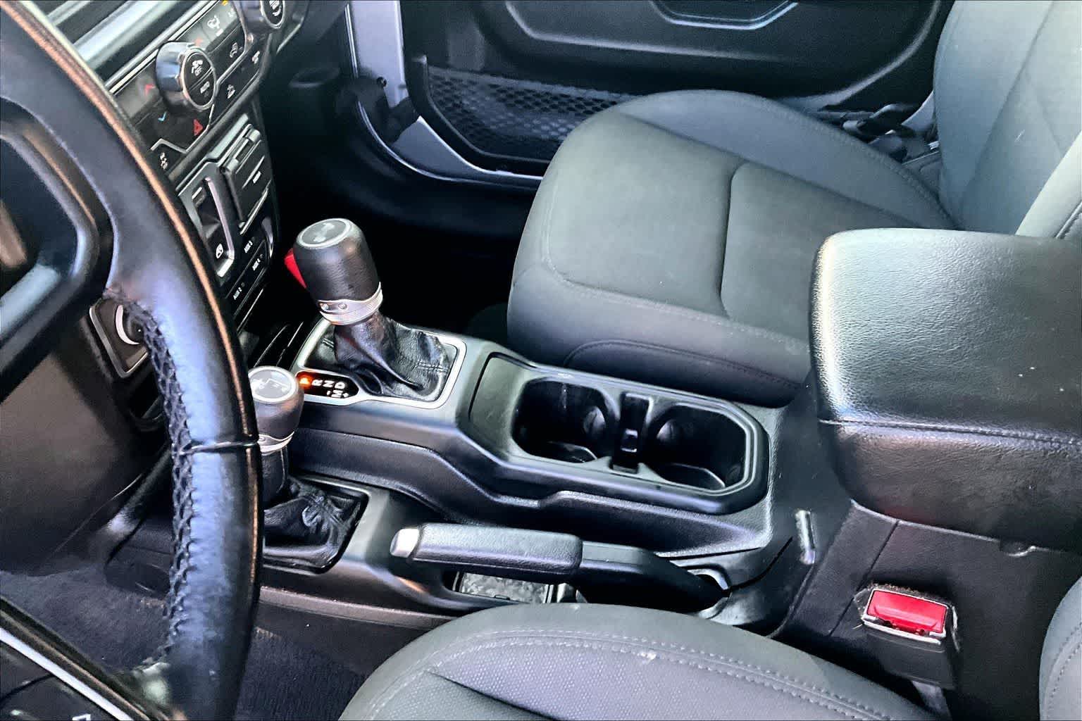 Thumbnail: 2021 Jeep Wrangler - 17