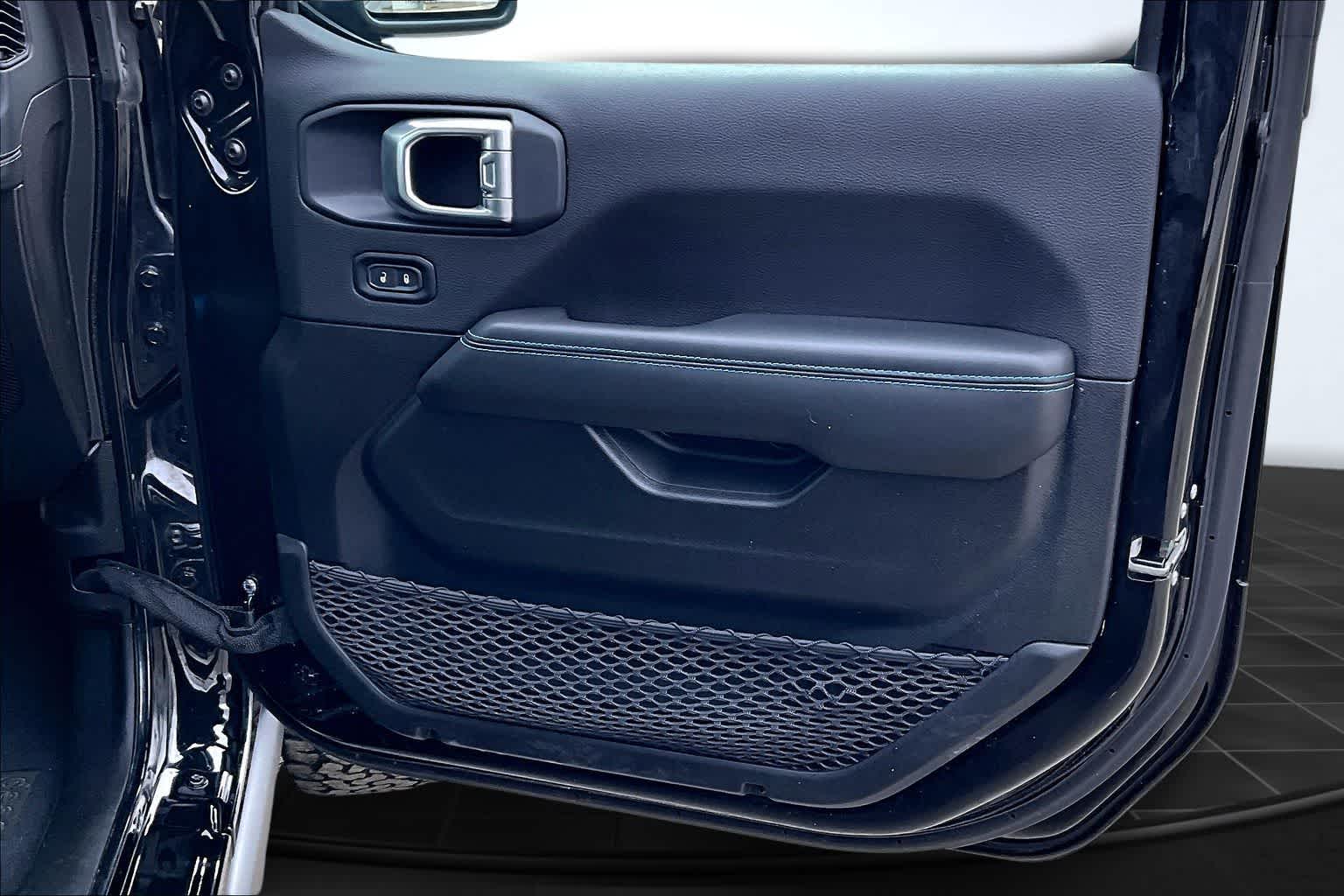 Thumbnail: 2024 Jeep Wrangler - 29