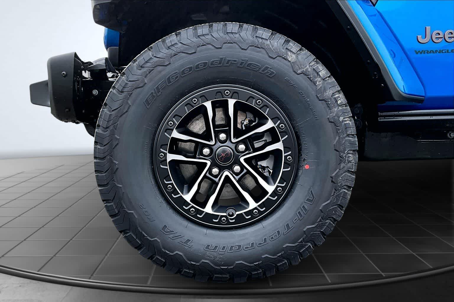 Thumbnail: 2026 Jeep Wrangler - 8